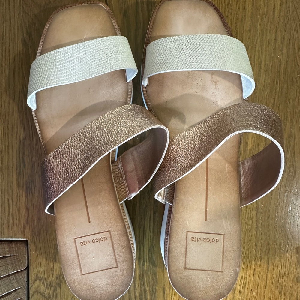 Dolce Vita Slides